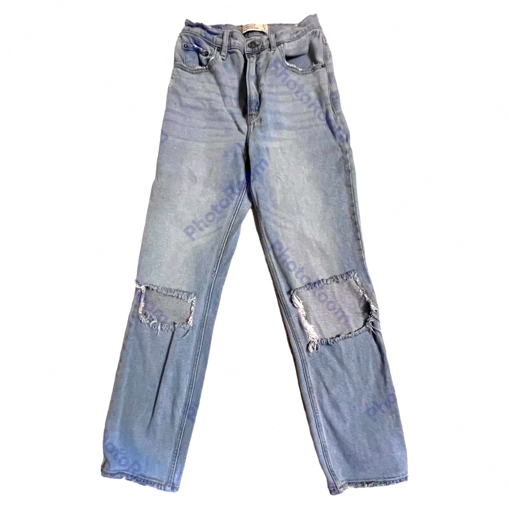 Abercrombie and Fitch distressed 90’s Straight High rise cropped jeans-size 4/27 - Picture 2 of 4